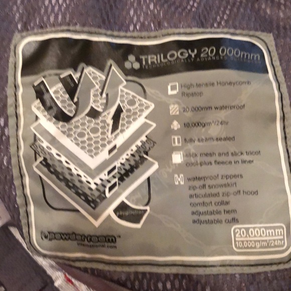 Powder room - snowboard red pants trilogy - Picture 5 of 7